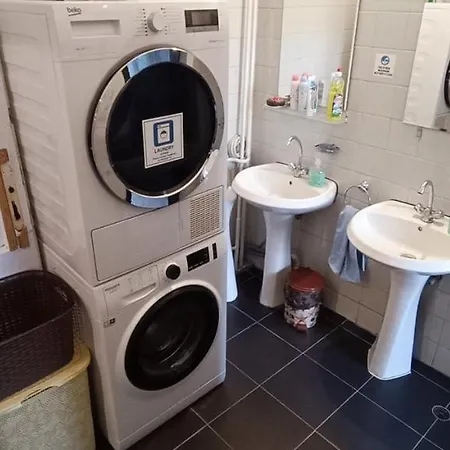 Къща за гости Top Center - Very Comfortable Private *